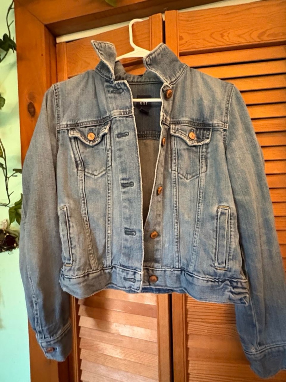 GAP Light Blue Denim Jean Jacket